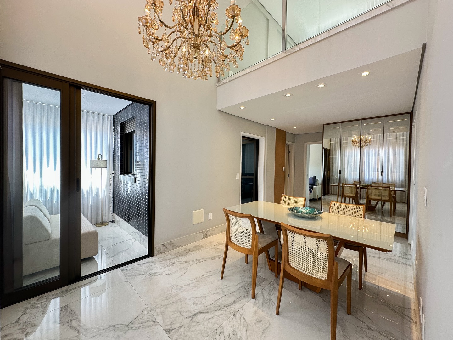 Cobertura Climatizada de 213m² — Sagrada Família